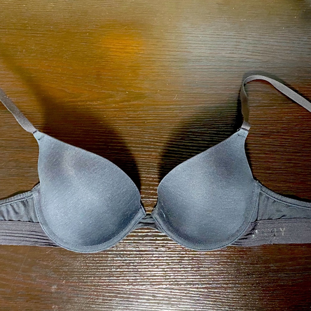 Great condition DKNY 32C Black Push up bra